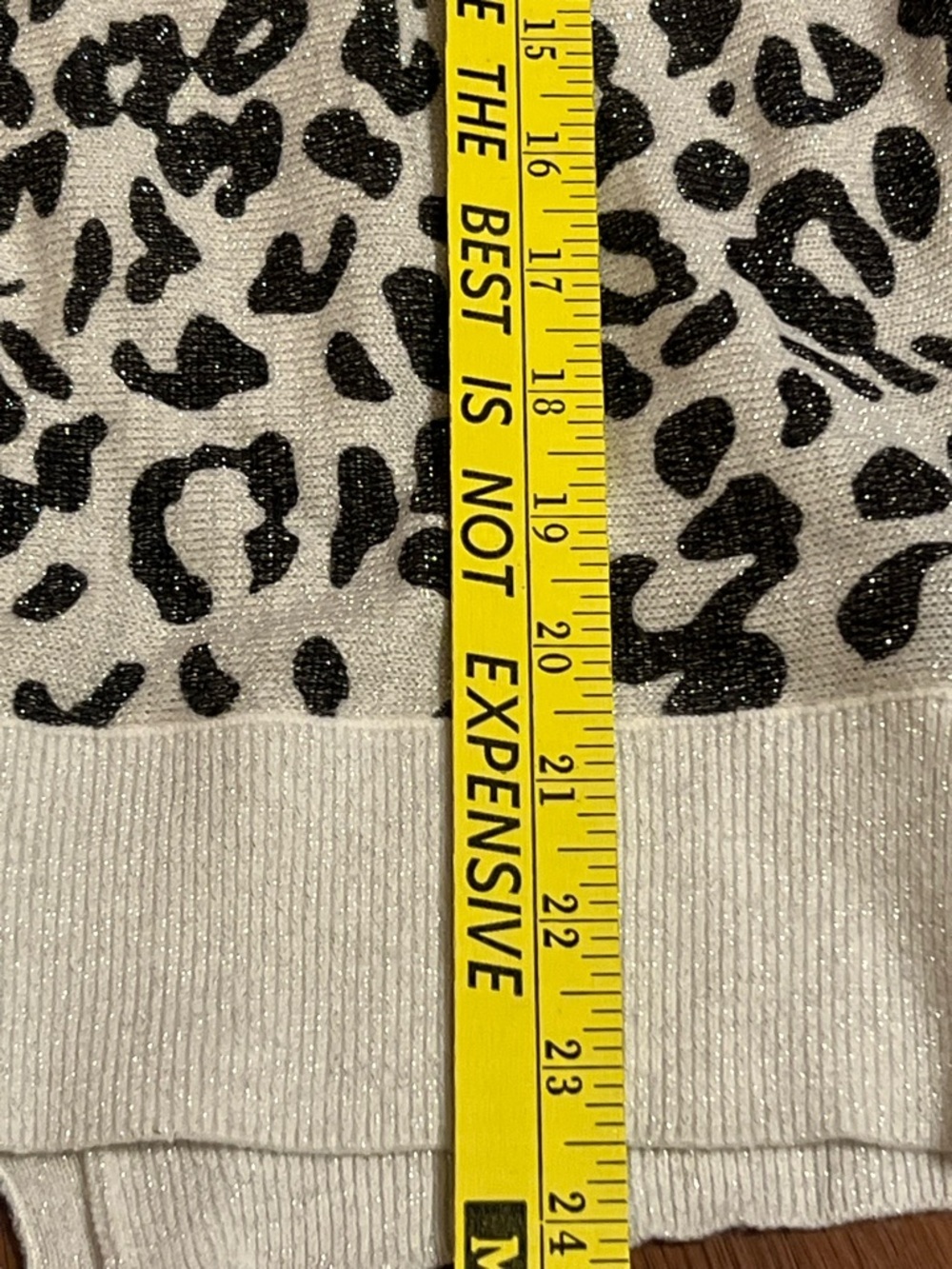 XOXO Black Leopard Print blouse with White Base  glitter women size m - Picture 6 of 10